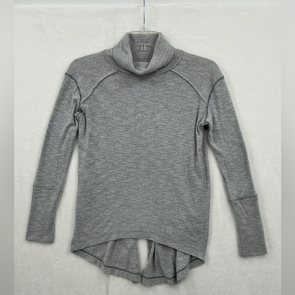We The Free Light Gray Knit Top 599